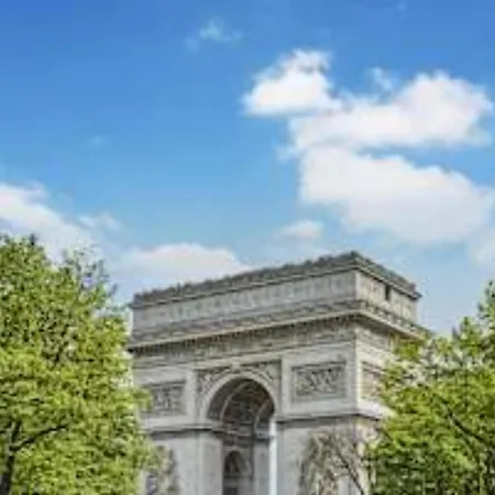 Sumptuous With Garden Arc De Triomphe Parigi