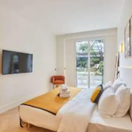 Appartamento Sumptuous With Garden Arc De Triomphe