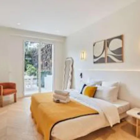 Sumptuous With Garden Arc De Triomphe Appartamento *